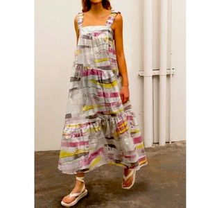 NWT- Moon River Sleeveless Midi Dress Size M